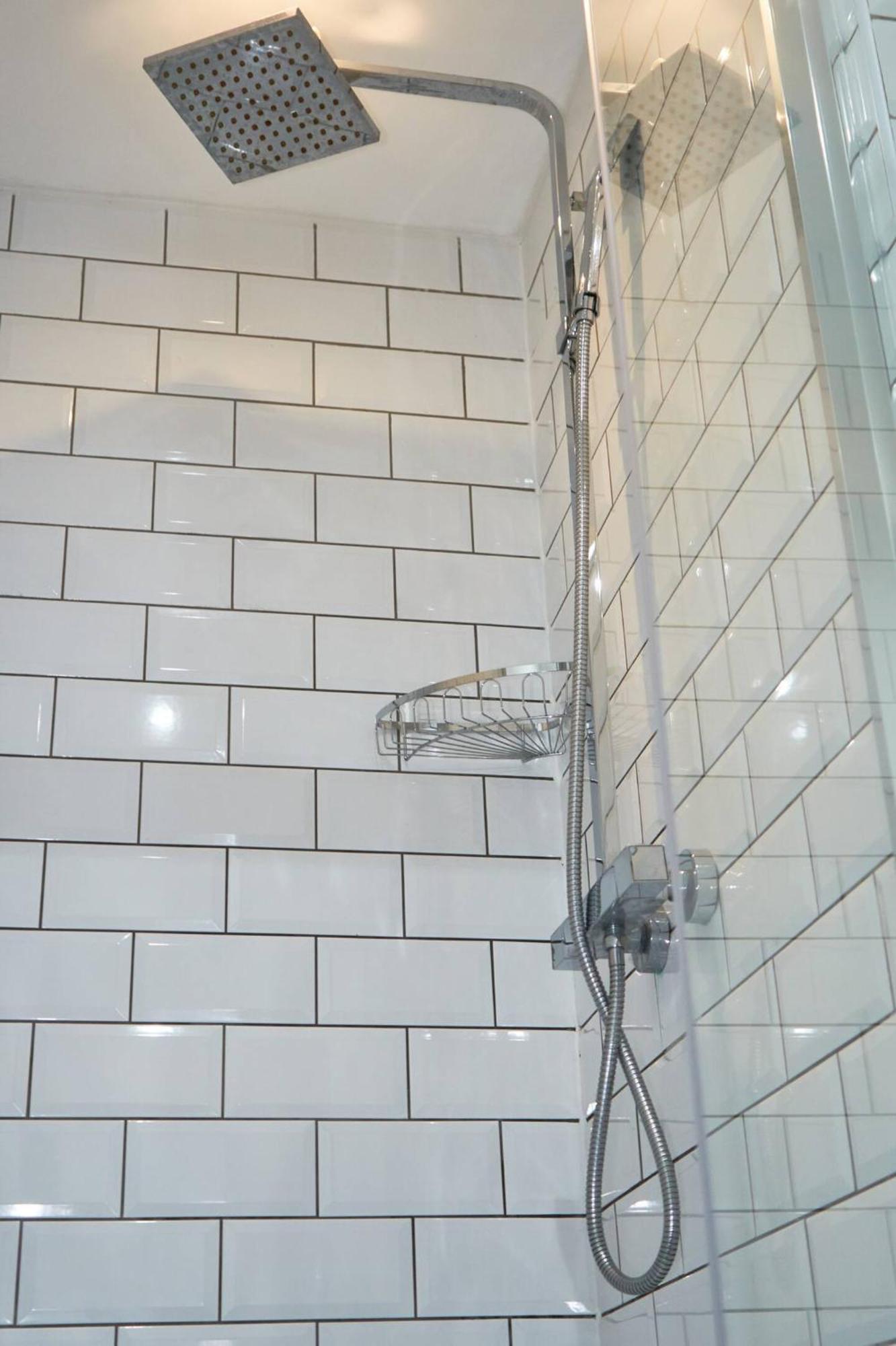 Modern Central Apartment - City Centre - Fast Wifi - Near Utilitia Arena & Icc Birmingham Kültér fotó